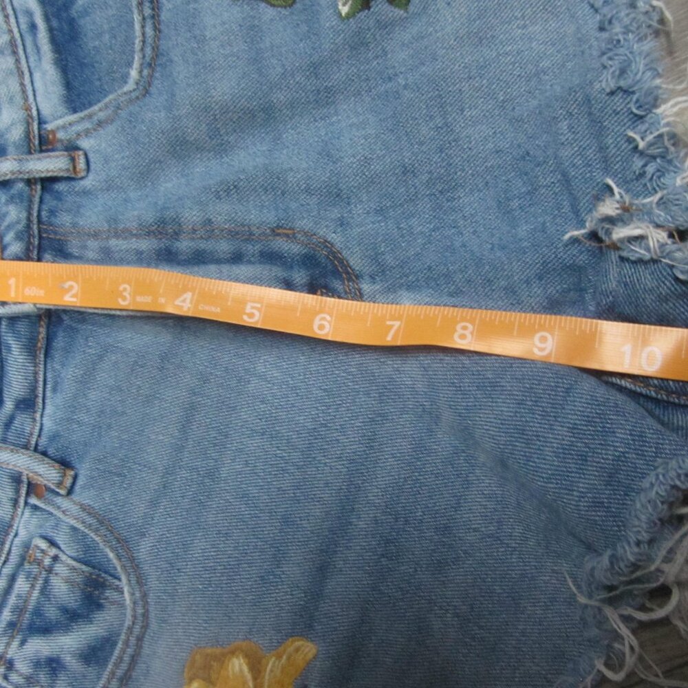 PacSun Women's High Rise Jean Shorts with Floral Stitching - Picture 4 of 7